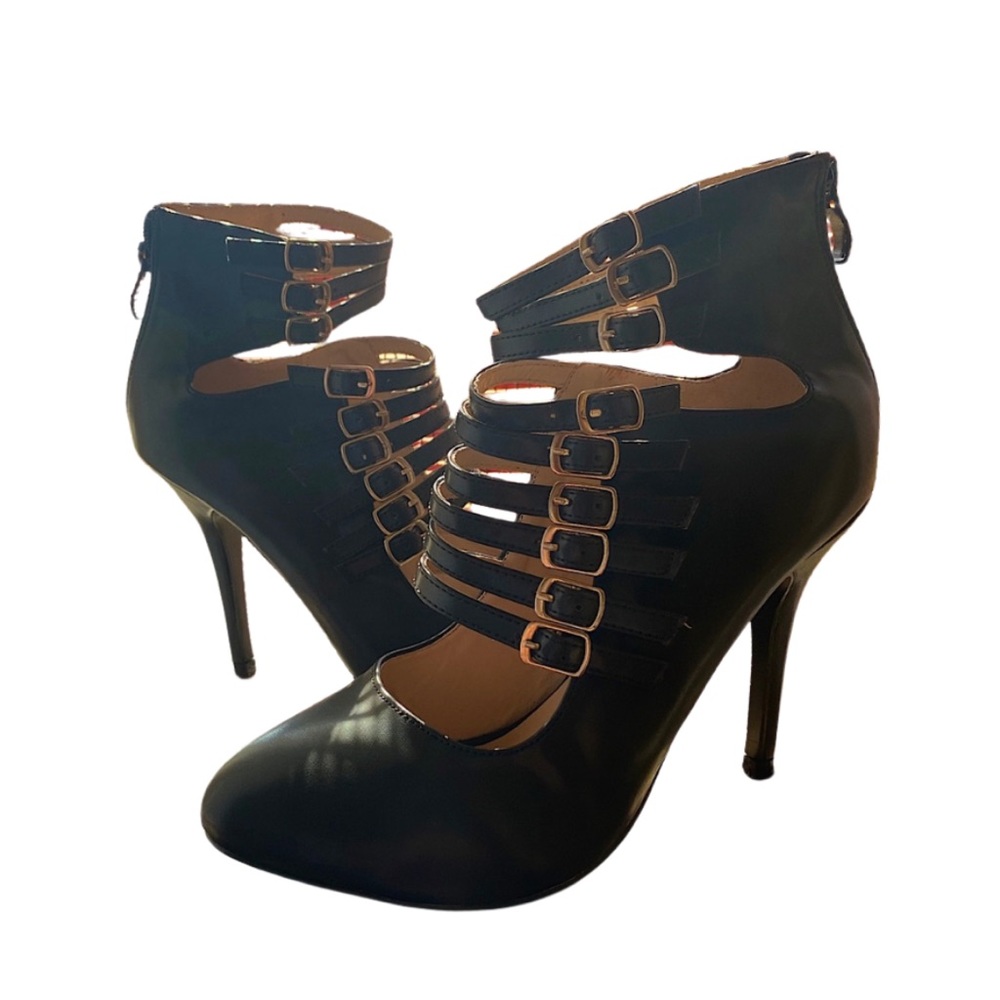 Black High Heels!
